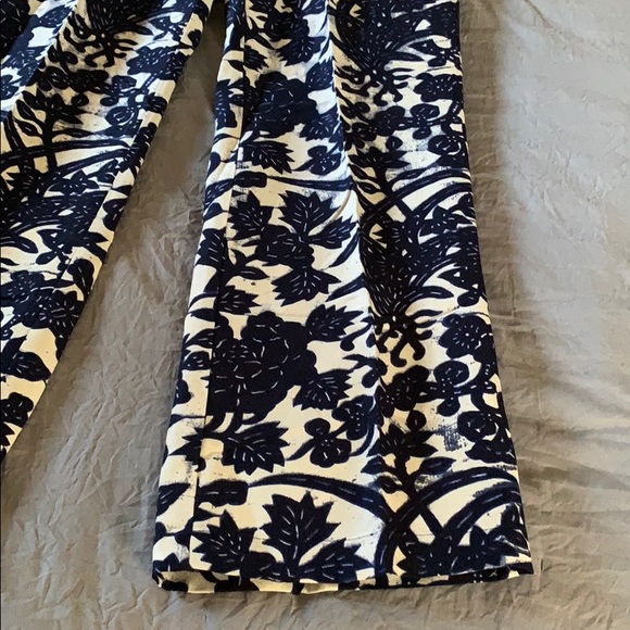 Ann Taylor Pants - Picture 4 of 8